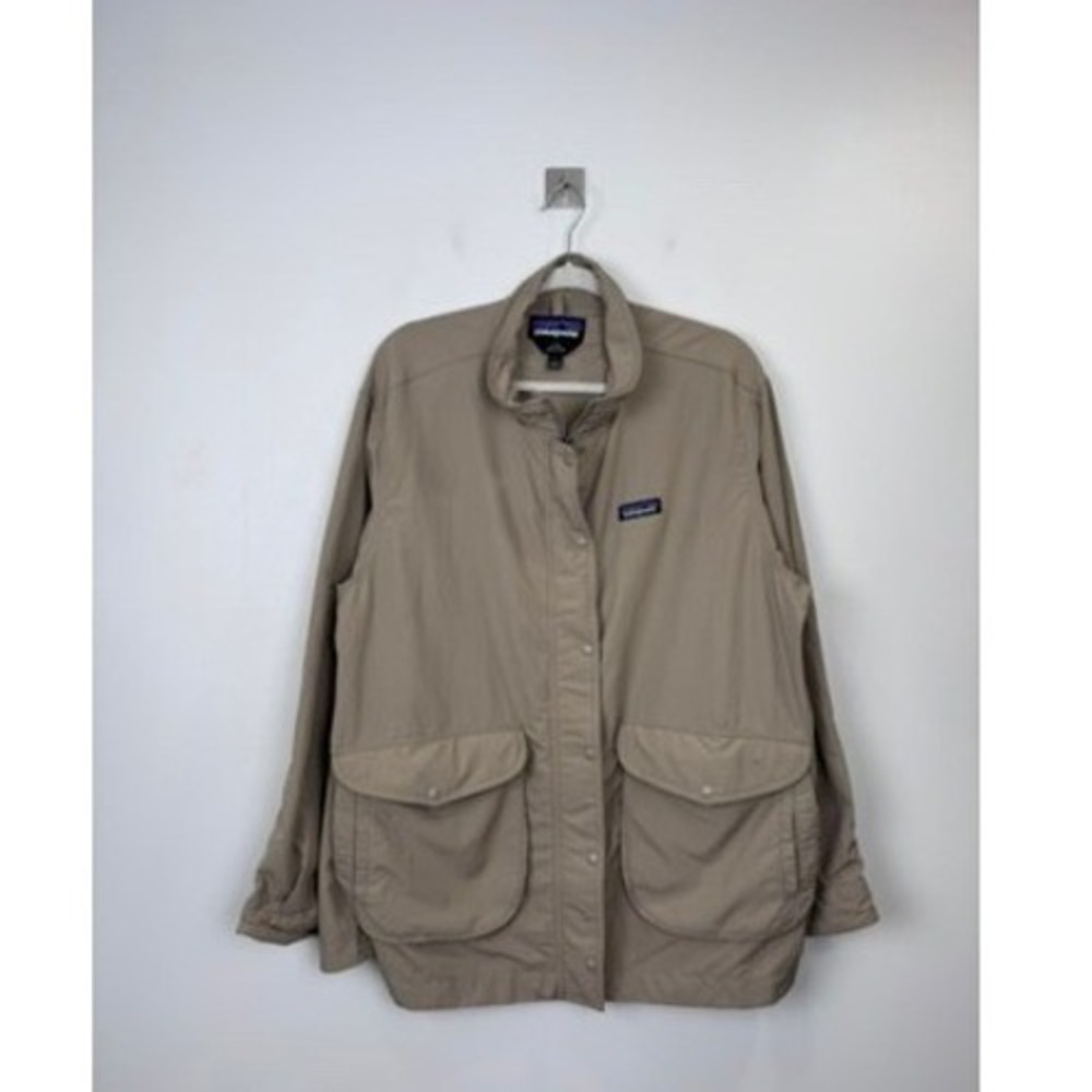 Patagonia Women Tan Recycled Nylon Ripstop Utility Jacket Size‎ Large